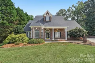 5505 Hickory Leaf Ct, Mount Holly, NC 28120 - Photo 1