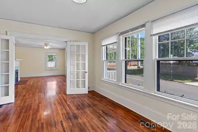 2101 Kenilworth Avenue, Charlotte, NC 28203 - Photo 8