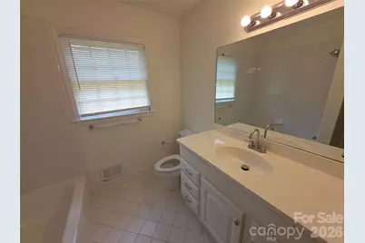 7600 Woodstream Drive, Charlotte, NC 28210 - Photo 14