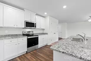 1105 Elyan St, Richburg, SC 29729 - Photo 2