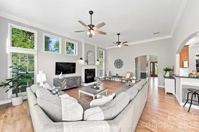 1221 Willow Creek Drive, Newton, NC 28658 - Photo 8