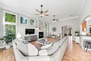 1221 Willow Creek Dr, Newton, NC 28658 - Photo 8