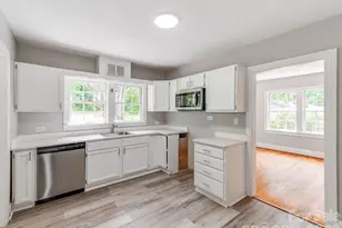 113 Falls St, Morganton, NC 28655 - Photo 10