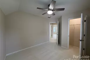3404 Laurenhurst Ln, Charlotte, NC 28270 - Photo 14