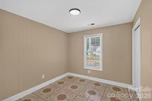 407 S Trenton St, Gastonia, NC 28052 - Photo 14