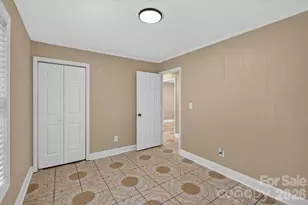 407 S Trenton St, Gastonia, NC 28052 - Photo 10