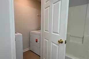 11586 Briddle Hall Ct, Charlotte, NC 28214 - Photo 18