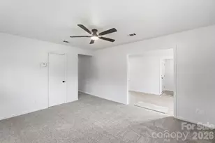 9933 Starwood Dr, Charlotte, NC 28215 - Photo 14