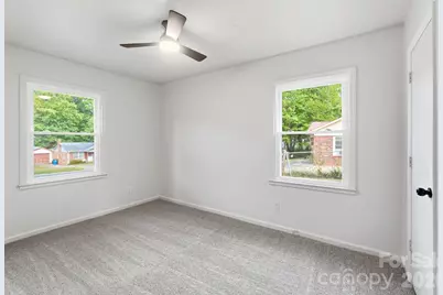 9933 Starwood Drive, Charlotte, NC 28215 - Photo 32