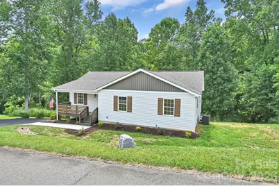 157 Scarlett Ridge Drive, Marshall, NC 28753 - Photo 2