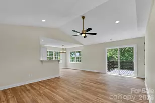 157 Scarlett Ridge Dr, Marshall, NC 28753 - Photo 4