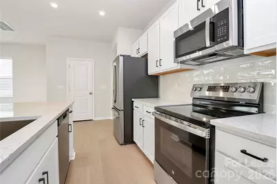 2153 Endeavor Run, Charlotte, NC 28269 - Photo 4