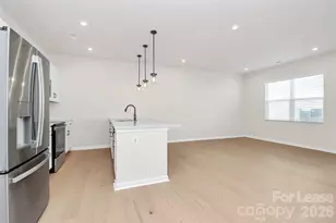 2153 Endeavor Run, Charlotte, NC 28269 - Photo 2