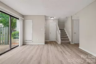 6144 Bent Tree Ct, Charlotte, NC 28212 - Photo 6