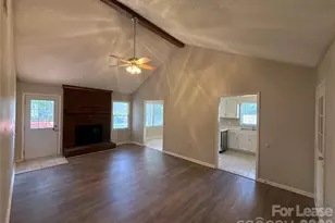 7638 Campbell Creek Ln, Charlotte, NC 28212 - Photo 2