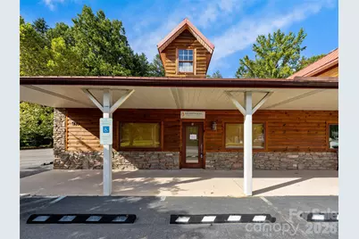 271 Old Barn Road, Hendersonville, NC 28791 - Photo 14