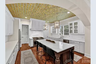 3025 Hanson Drive, Charlotte, NC 28207 - Photo 10