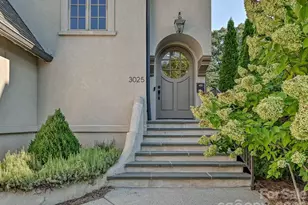 3025 Hanson Dr, Charlotte, NC 28207 - Photo 2