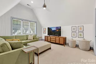 3025 Hanson Dr, Charlotte, NC 28207 - Photo 26