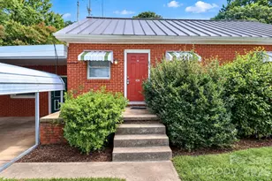 628 N Kelly St, Statesville, NC 28677 - Photo 4