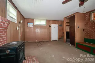 628 N Kelly St, Statesville, NC 28677 - Photo 12