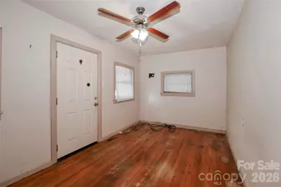 628 N Kelly Street, Statesville, NC 28677 - Photo 6