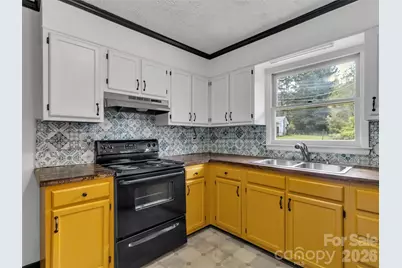 29 Colony Lane, Waynesville, NC 28786 - Photo 14