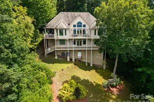 303 Wodigeasgohi Dr, Brevard, NC 28712 - Photo 6