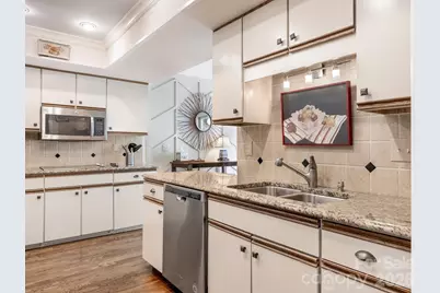 6504 Racquet Wood Court, Charlotte, NC 28226 - Photo 16