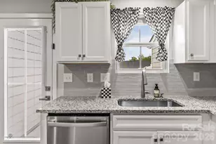 114 Stella Ln, Troutman, NC 28166 - Photo 8
