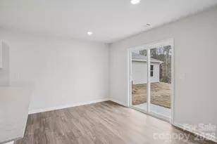 547 Tomlin Trl, Spartanburg, SC 29301 - Photo 14