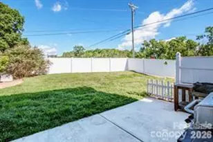 4151 Kenton Glenn Ct NW, Concord, NC 28027 - Photo 4