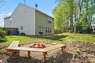2648 Stream Bank Dr, Charlotte, NC 28269 - Photo 36