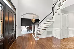702 Carver Pond Ln, Waxhaw, NC 28173 - Photo 2
