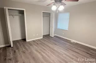 11037 Hunter Trail Ln, Charlotte, NC 28226 - Photo 10