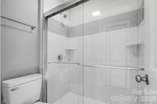 2705 N Center St, Hickory, NC 28601 - Photo 22