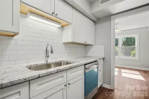 2705 N Center St, Hickory, NC 28601 - Photo 8
