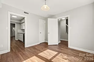 2705 N Center St, Hickory, NC 28601 - Photo 4