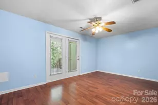3245 White Oak Ct, Claremont, NC 28610 - Photo 4