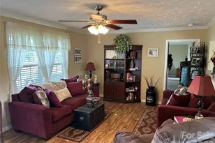 321 Jones St, Blacksburg, SC 29702 - Photo 4