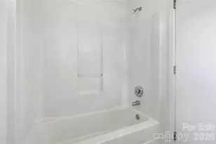 2090 Atherton Heights Ln, Charlotte, NC 28203 - Photo 18