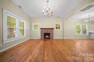 116 Whitesides St, Cherryville, NC 28021 - Photo 2