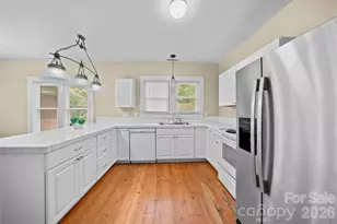 116 Whitesides St, Cherryville, NC 28021 - Photo 4