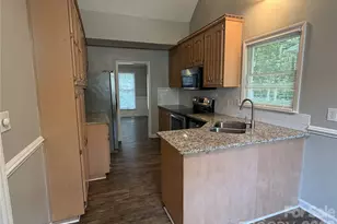 1611 Plantation Trail, Gastonia, NC 28056 - Photo 4
