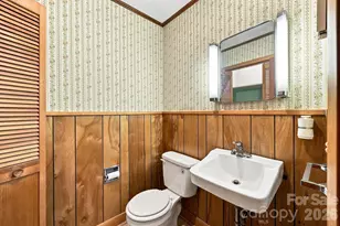 215 E Park Ave, Granite Quarry, NC 28146 - Photo 40