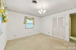 215 E Park Ave, Granite Quarry, NC 28146 - Photo 28
