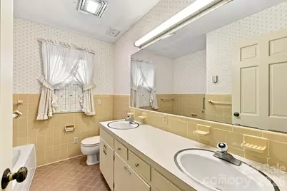 215 E Park Avenue, Granite Quarry, NC 28146 - Photo 30