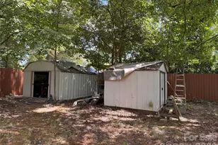 4310 Gillespie Ct, Charlotte, NC 28205 - Photo 32