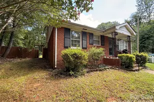 4310 Gillespie Ct, Charlotte, NC 28205 - Photo 6