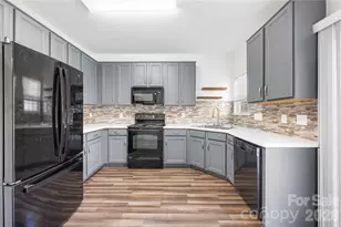 3053 Summerfield Ridge Ln, Charlotte, NC 28105 - Photo 8